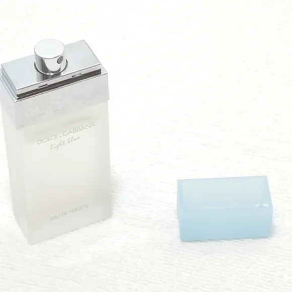 Light Blue by Dolce & Gabbana Perfume for Women 0.84 fl oz Spray Made in France - Picture 4 of 6